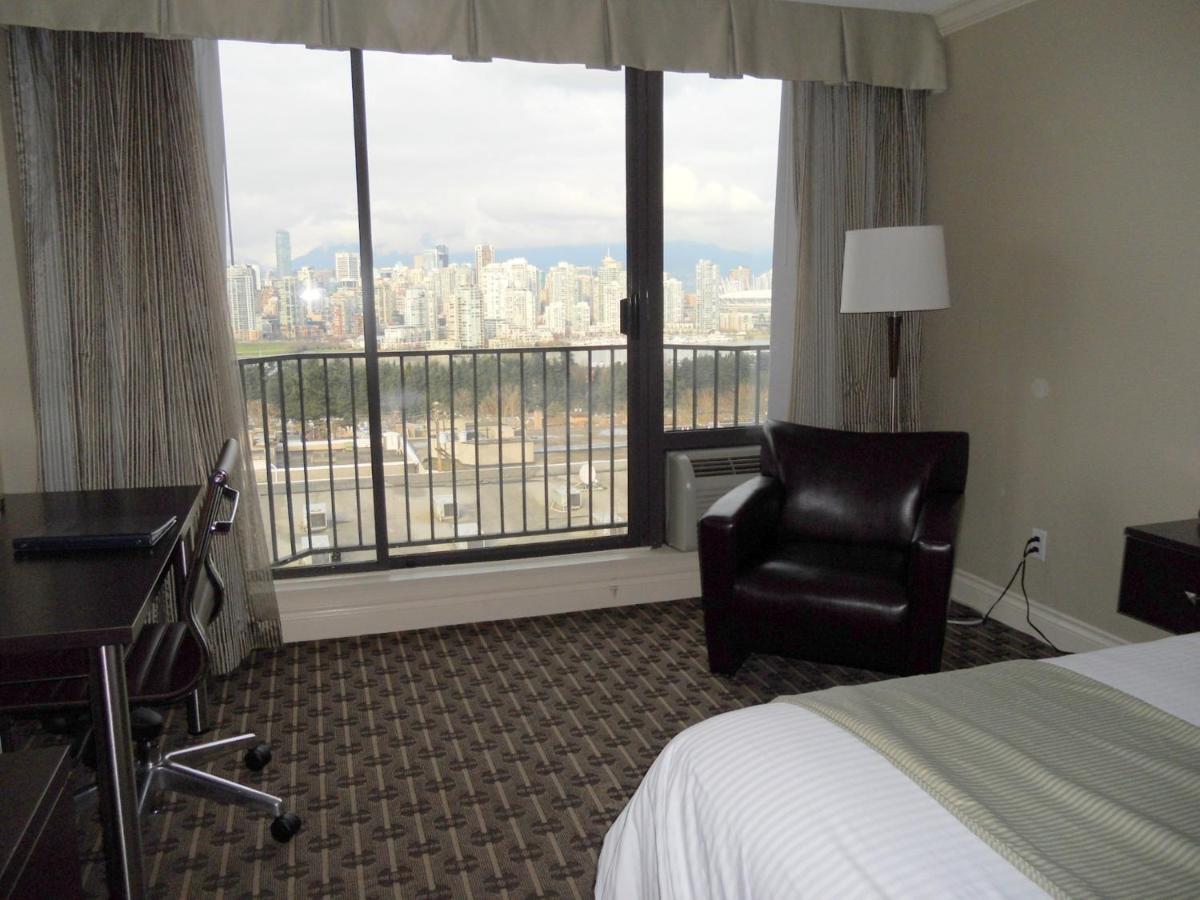 Park Inn & Suites By Radisson Vancouver Exteriér fotografie